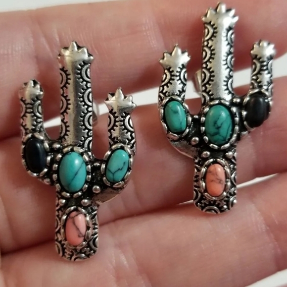 Stone Cactus Earrings - Picture 2 of 3